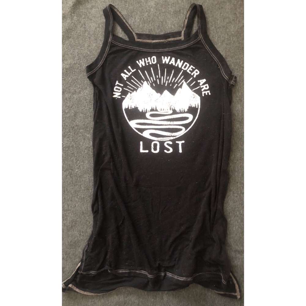 Graphic tank